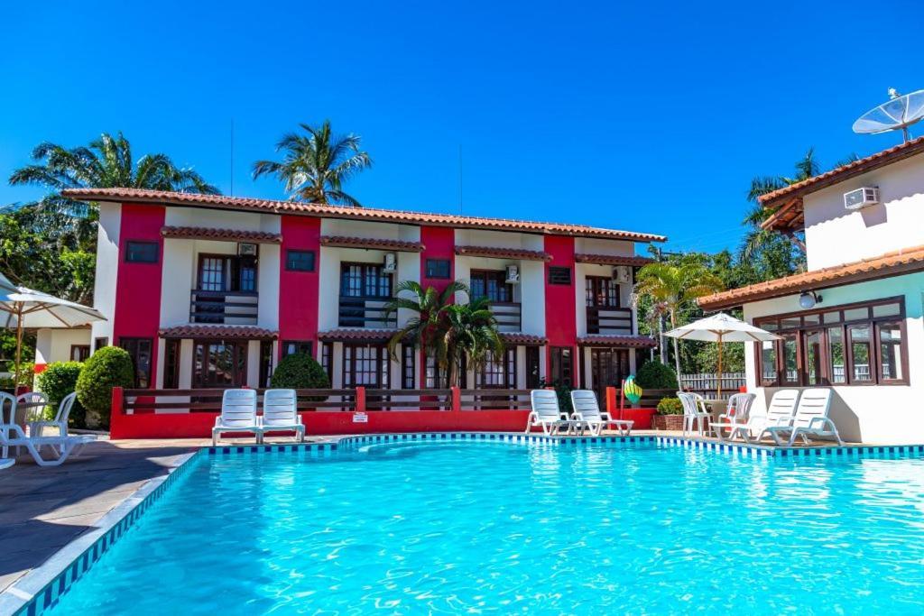 Com Piscina E ótima Localização. Apartamento Porto Seguro